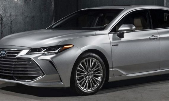 full view of the 2019 Avalon
